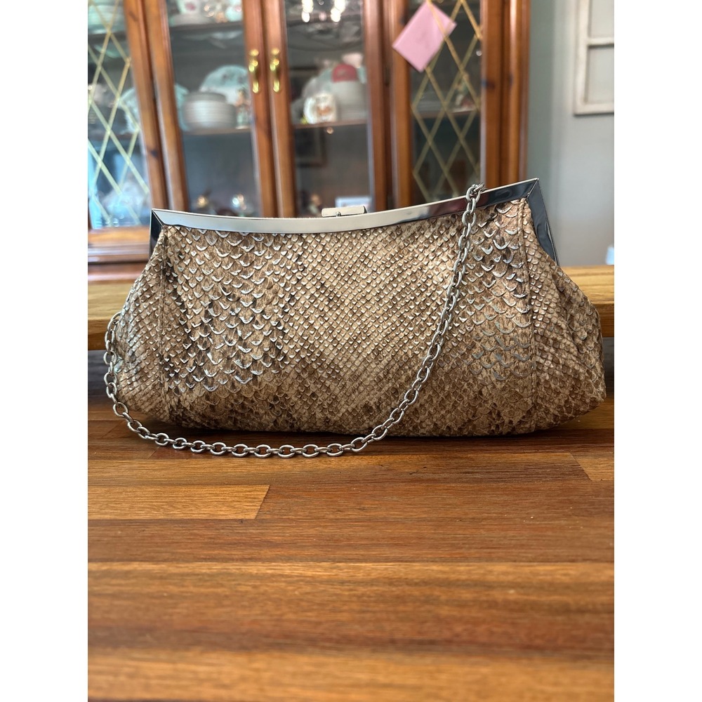 New York & Company Clutch Bag Womens OS Tan Excellent Snakeskin Chain Strap